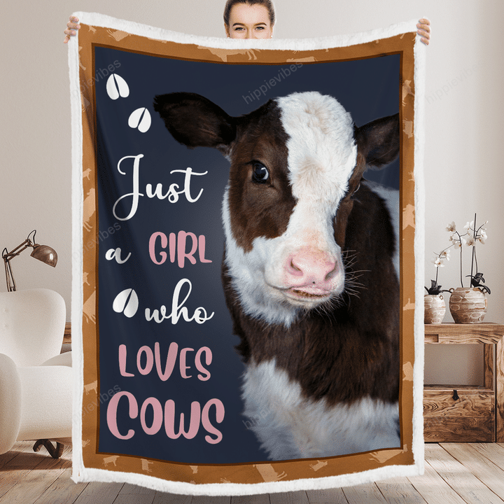 Just A Girl Who Loves Cows Fleece Blanket