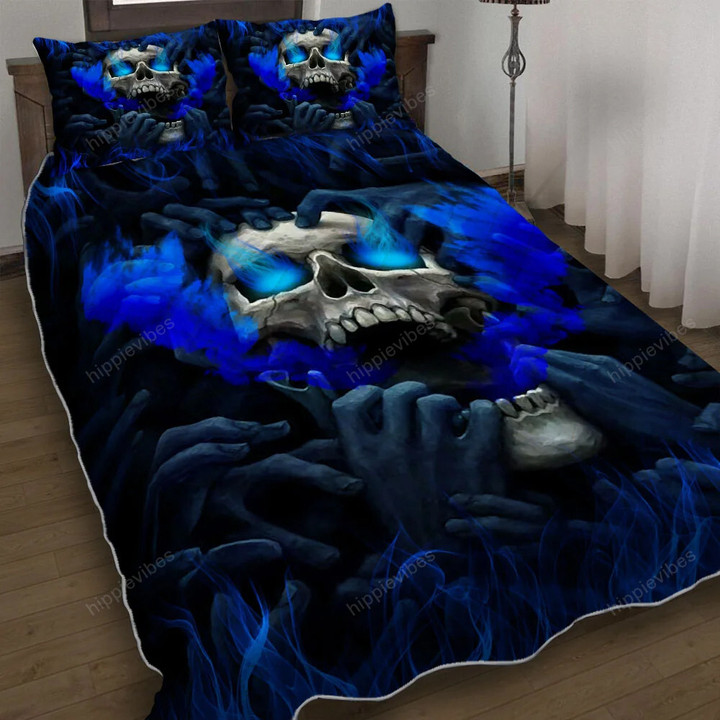 Blue Eyes Screaming Skull Quilt Bed Set