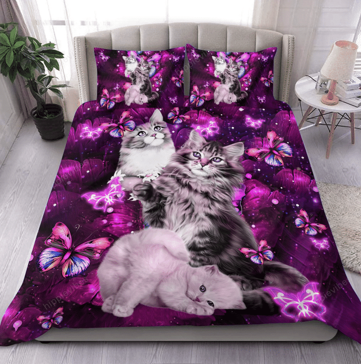 Cats And Flowers Over Printed Bedding Set
