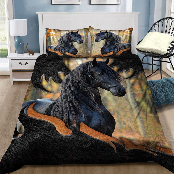Nature Black Horse Bedding Set