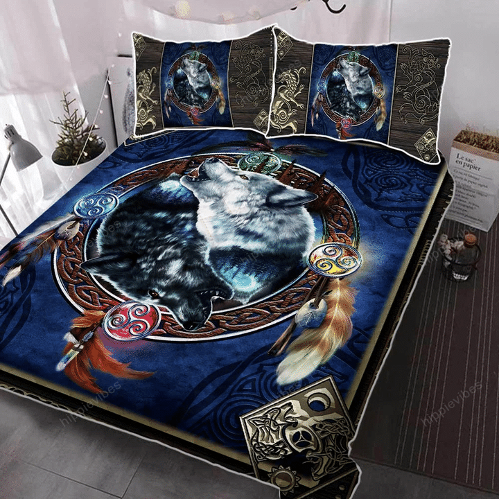 Wolf Couple In The Forest Quilt Bed Set