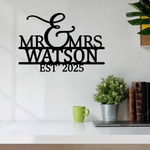 Personalized Mr & Mrs Metal Sign, Custom Family Name Sign Decoration, Gift for her him monogram porch yard Metal Wall Art