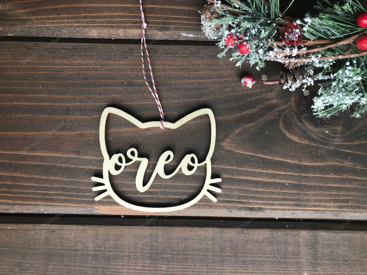 Cat Ornament | Cat Christmas Ornament | Gift for Cat Lovers | Gift for Cats | Cat Ornament | Pet Lover Gift | Custom Ornament