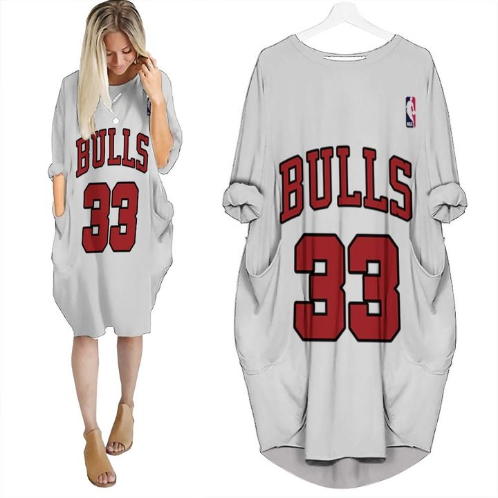 Chicago Bulls Scottie Pippen #33 NBA Great Player Throwback White Jersey Style Gift For Bulls Fans