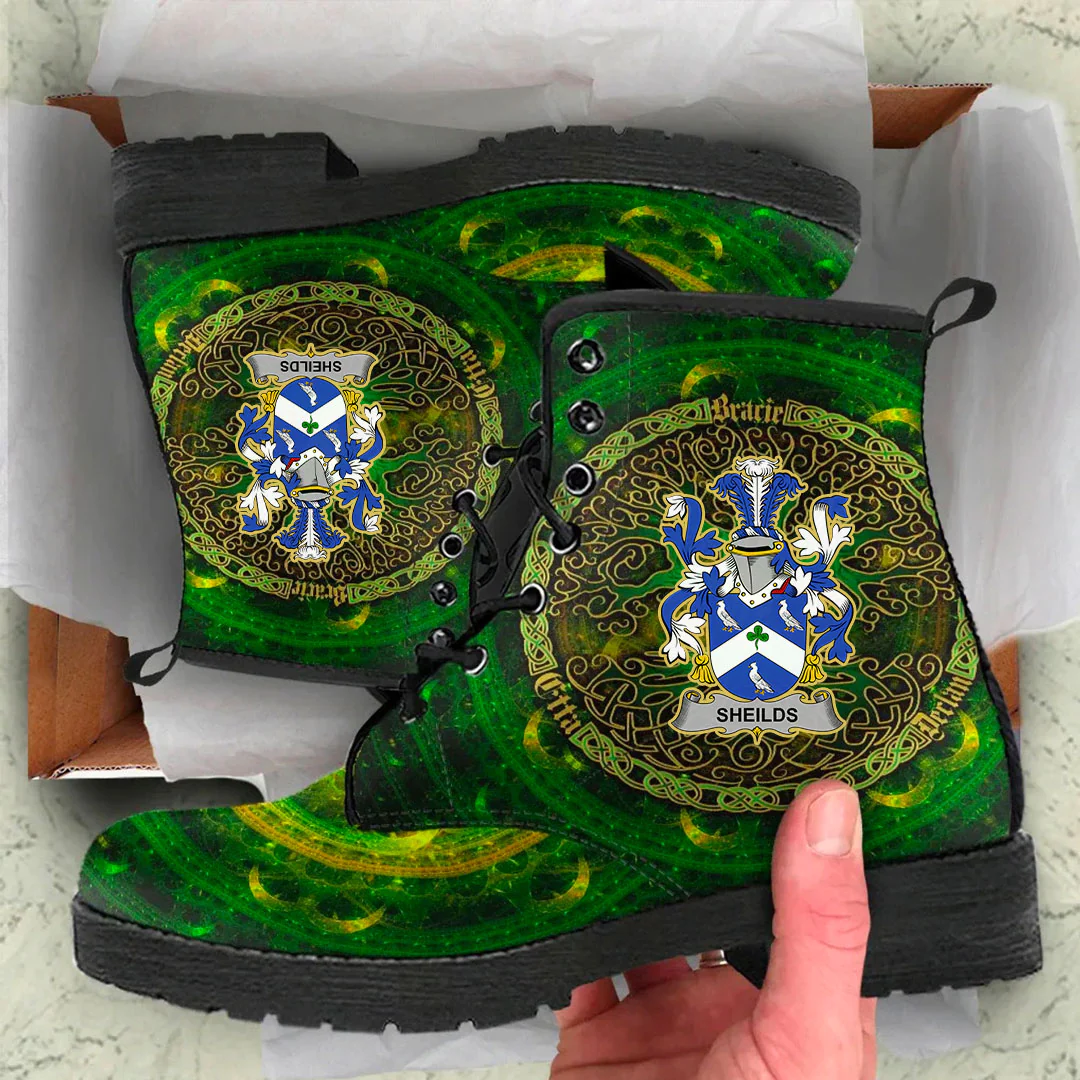 1stIreland Ireland Leather Boots - Sheilds Irish Family Crest Leather Boots - Celtic Tree (Green) A7