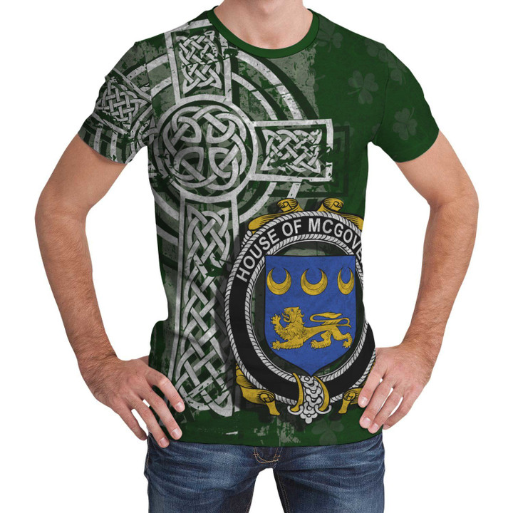 Irish Family, McGovern or McGauran Family Crest Unisex T-Shirt Th45