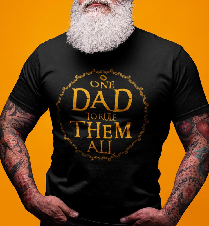 One dad to rule them all T Shirt Hoodie Sweater