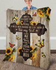 Cross Sunflowers And Butterflies I Am The Daughter Of The King Fleece/Sherpa Blanket Great Customized Gifts For Family Birthday Christmas Thanksgiving Anniversary