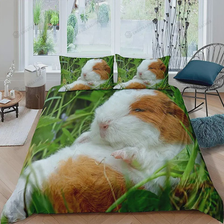 Guinea Pig On The Grass Bed Sheet Duvet Cover Bedding Sets