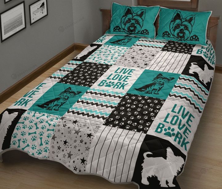 Yorkies Dog Pattern Quilt Bed Set
