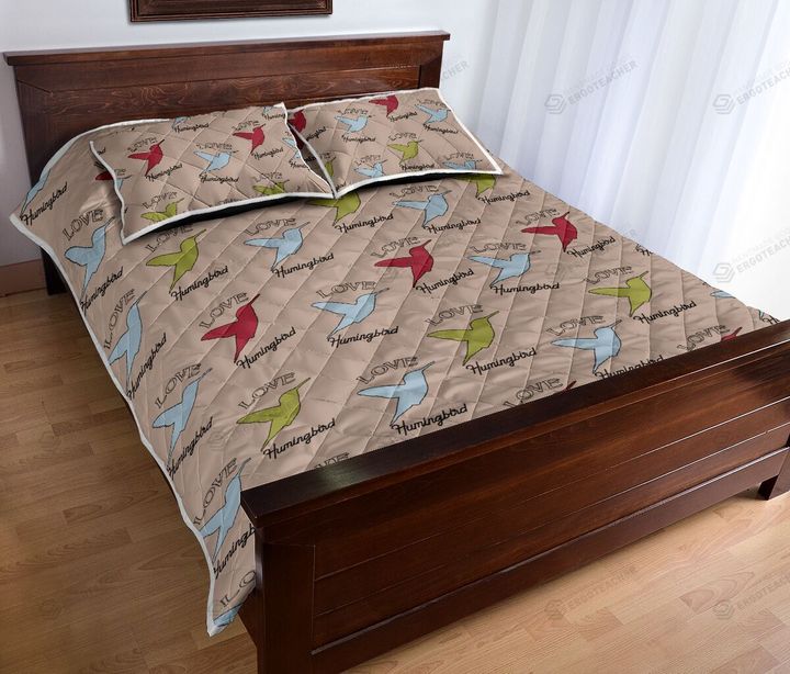 Humming Bird Love Pattern Quilt Bed Set