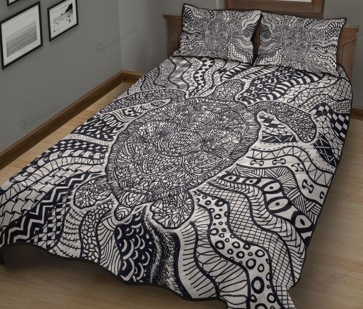 Turtle Monochrome Quilt Bed Set