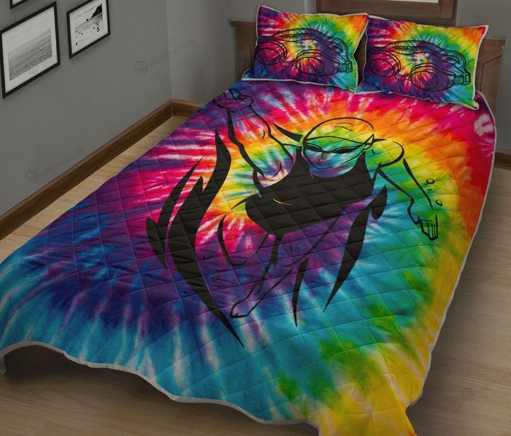 Swimming Tie Dye Printed Quilt Bed Set