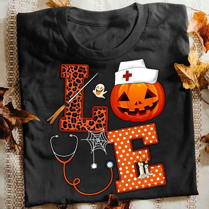 Nurse T-shirt Love Halloween