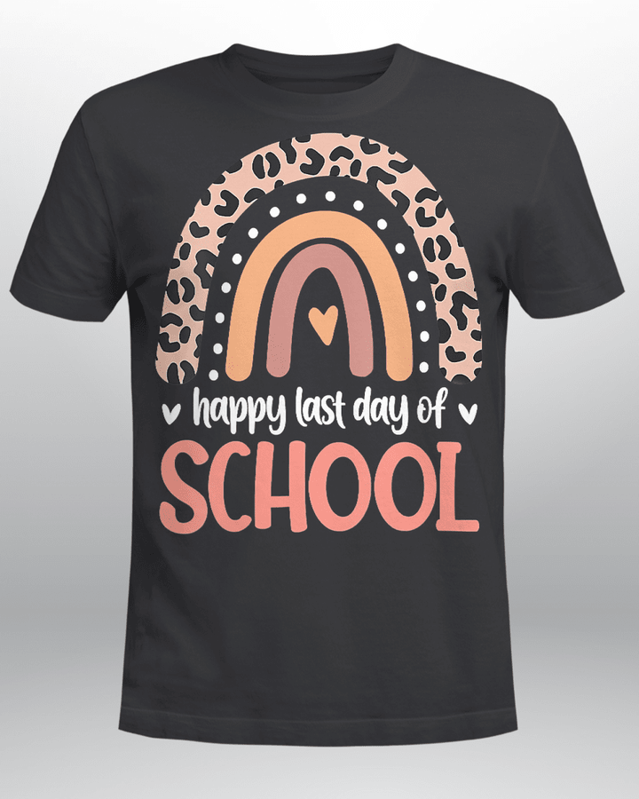 Leopard Rainbow Kindergarten Teacher Last Day Of School T-Shirt