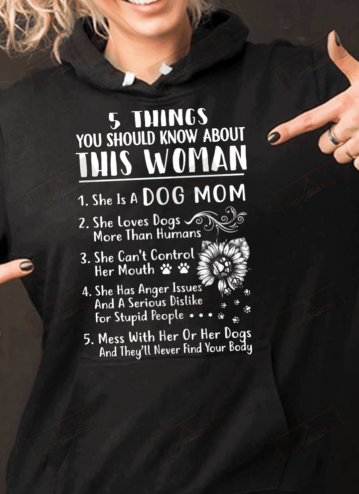 ETT1215 5 Things You Should Know About This Woman She Is A Dog Mom