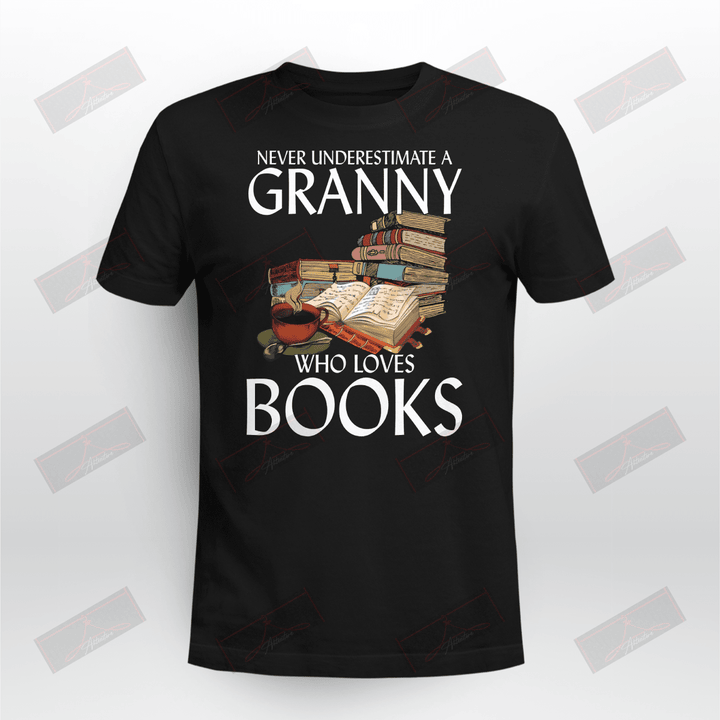 ETT227_Granny Never Underestimate A Granny Who Loves Books
