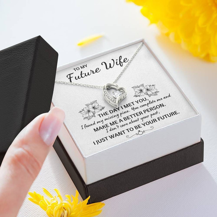 TO MY FUTURE WIFE "YOUR FUTURE" HEART NECKLACE GIFT SET