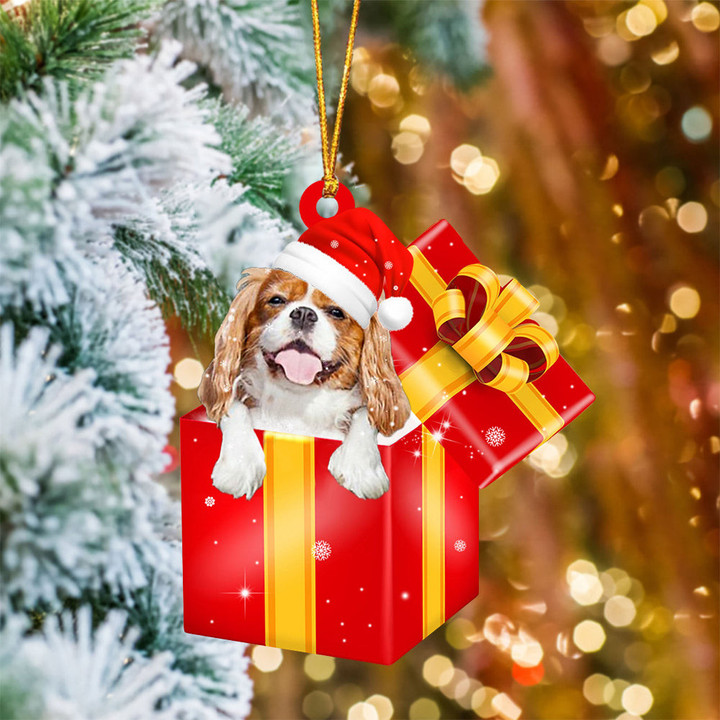 Cavalier King Charles Spaniel06 In Red Gift Box Christmas Ornament