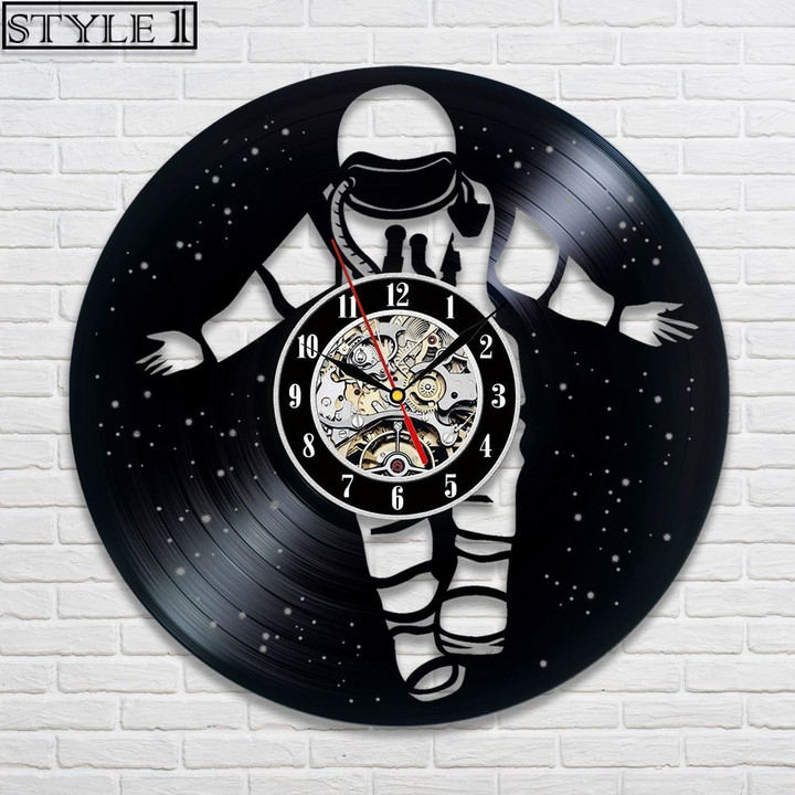 Astronaut Vinyl Record Clock