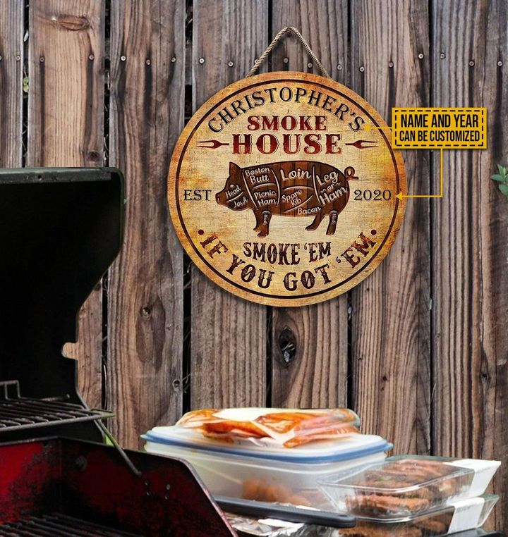 Personalized Grilling BBQ Pig Smoke House Customized Wood Circle Sign