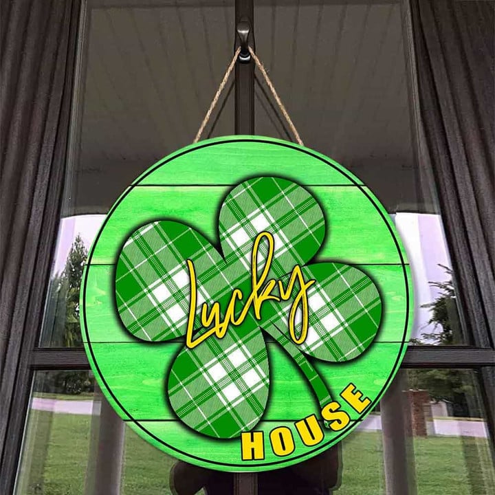 Personalized Lucky House Door Hanger St Patrick Day Wood Sign for Home