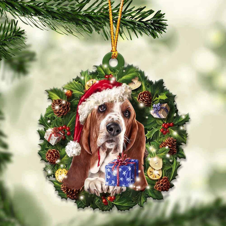 Basset Hound and Christmas Wreath Ornament gift for Basset Hound lover ornament