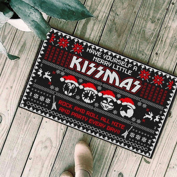 KISSMAS Doormat - 1