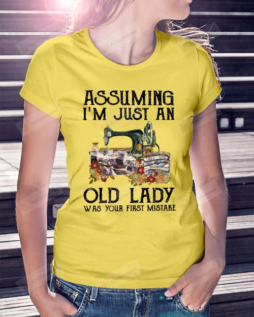 Quilting I'm Just An Old Lady Short-Sleeves Tshirt, Pullover Hoodie, Great Gift For Thanksgiving Birthday Christmas