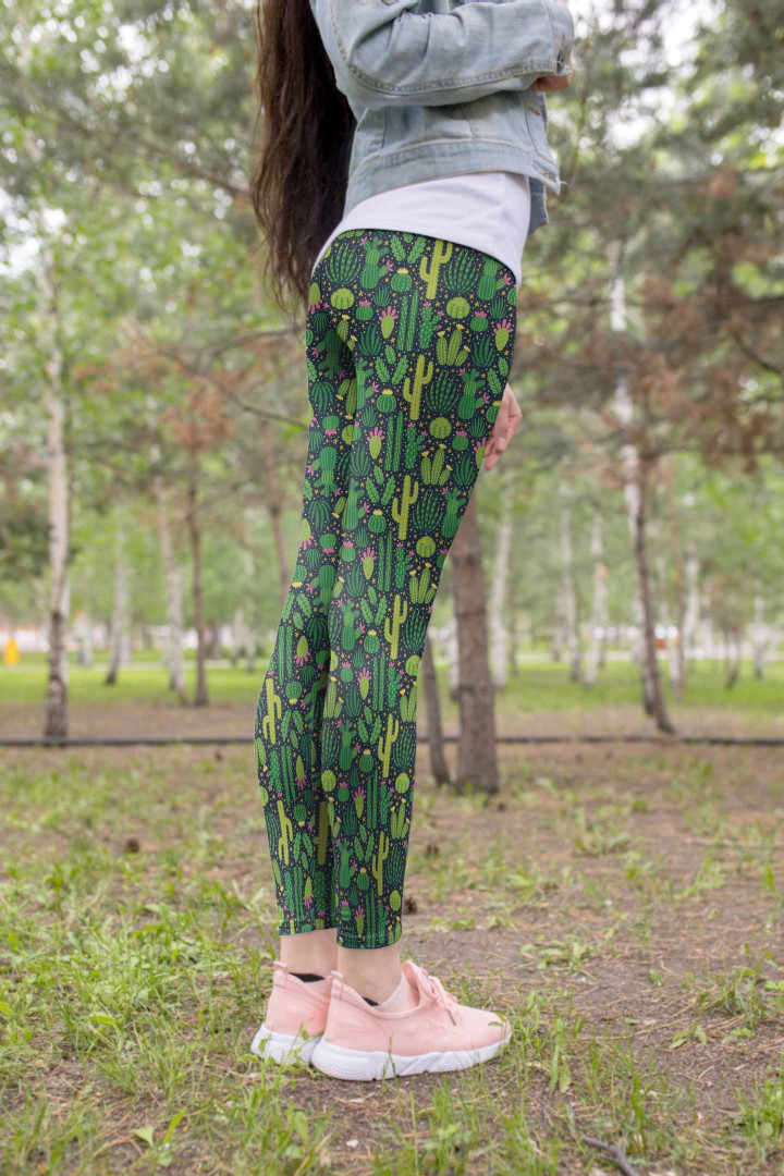 3D All Over Printing Green Cactus Have Flower Legging