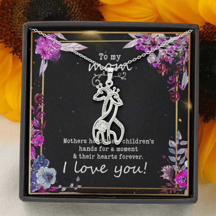 Gift For Mom Giraffe Couple Necklace Mother Hold The Children's Hands Forever