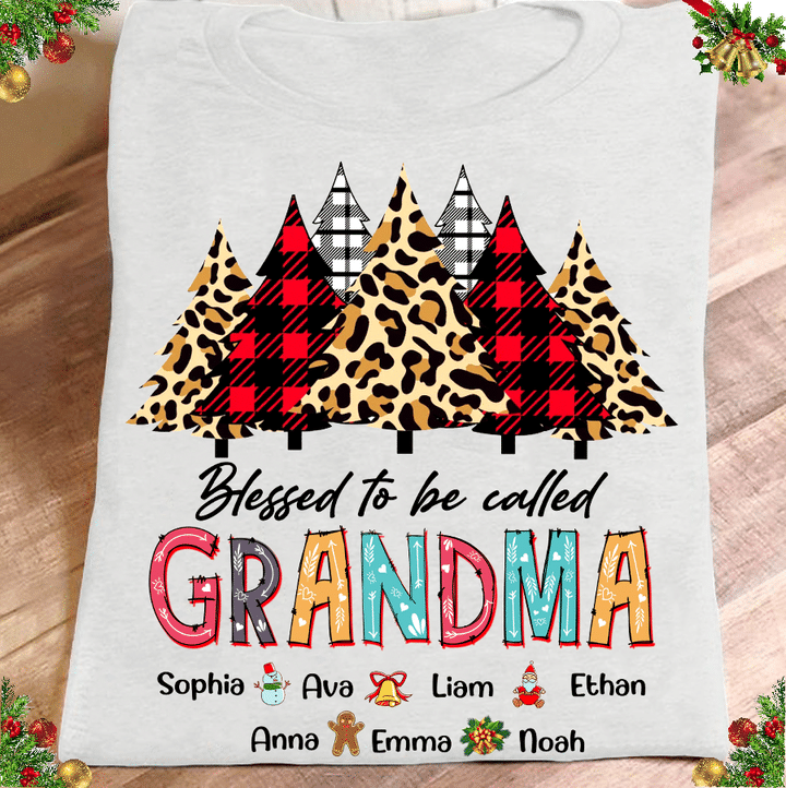 Blessed To Be Called Grandma - Xmas Pine | Personalized T-shirt