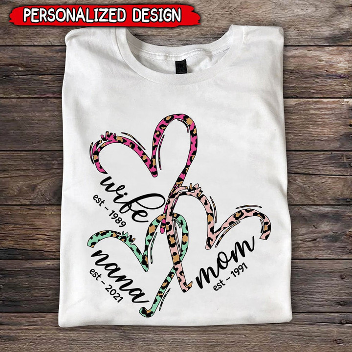 Personalized Heart Leopard Wife Mom Grandma T-Shirt
