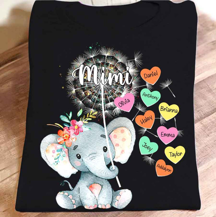 Grandma Elephant Cute with Grandkids Heart | Personalized T-Shirt