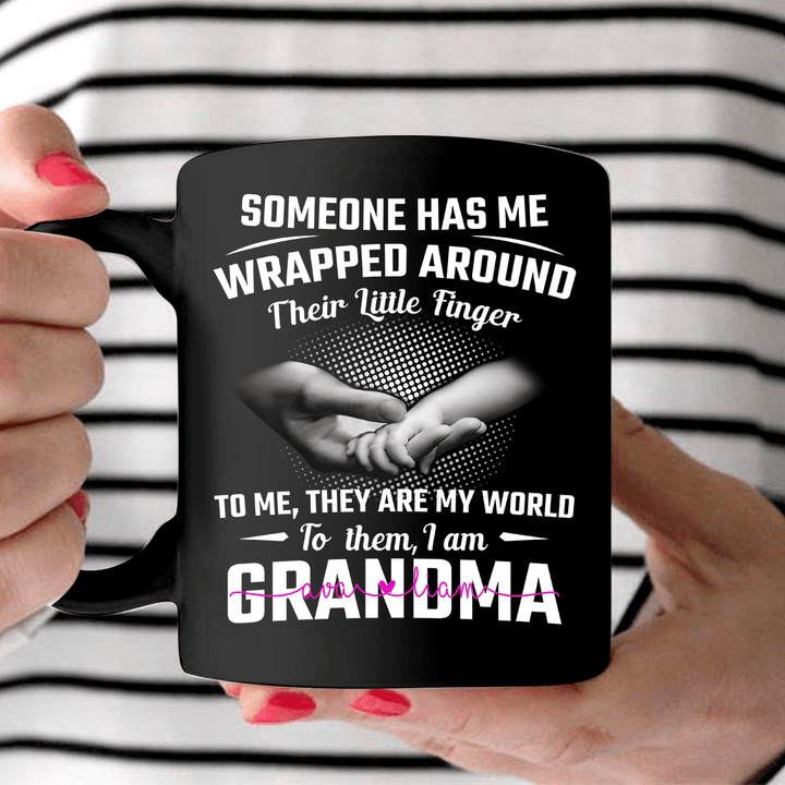 I Am Grandma - Hands | Personalized Mug