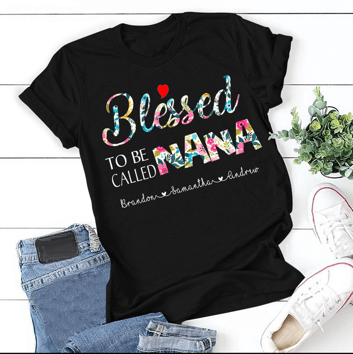 Blessed to be called Nana | Personalized T-Shirt
