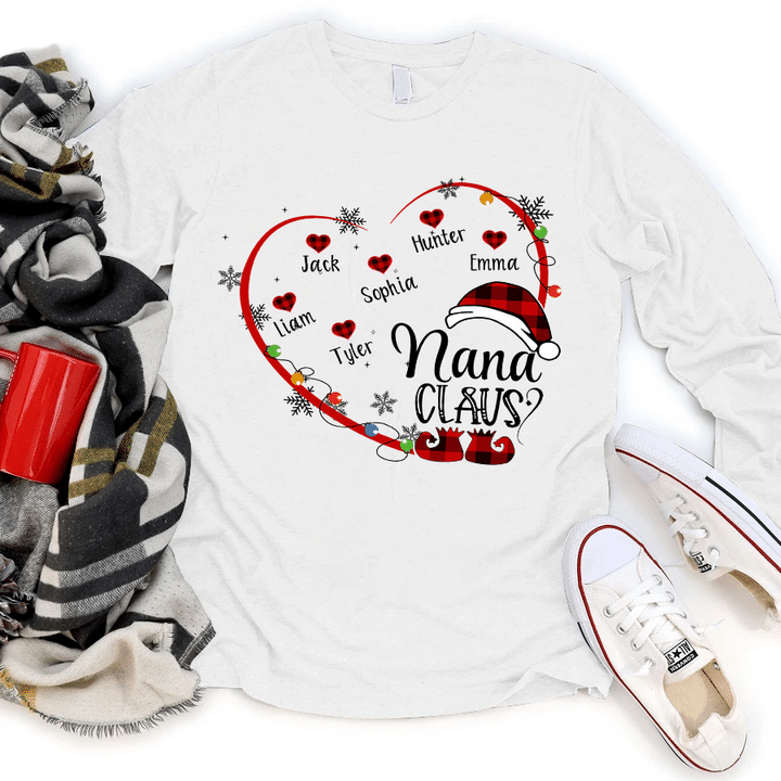 Nana Claus With Grandkids Heart - Christmas | Personalized Long Sleeve Shirt