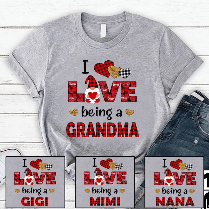 I Love Being A Grandma And Grandkids Heart | Personalized T-Shirt