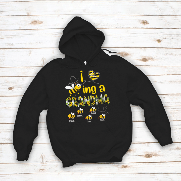 I Love Being a Grandma Sunflower Bees | Personalized Hoodie
