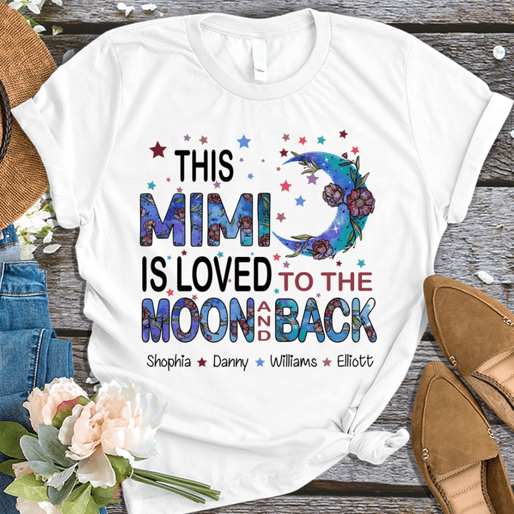 This grandma is loved to the moon and back T-Shirt