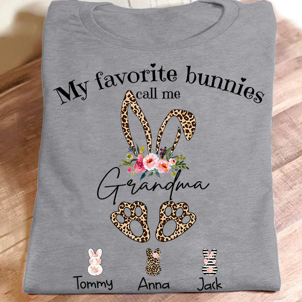 Grandma Bunny - Art | Personalized T-Shirt