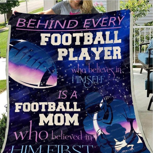 American Football Mom Who Believed In Him Quilt Meaningful Gifts For Mom Great Customized Gifts For Birthday Christmas Thanksgiving Mother's Day
