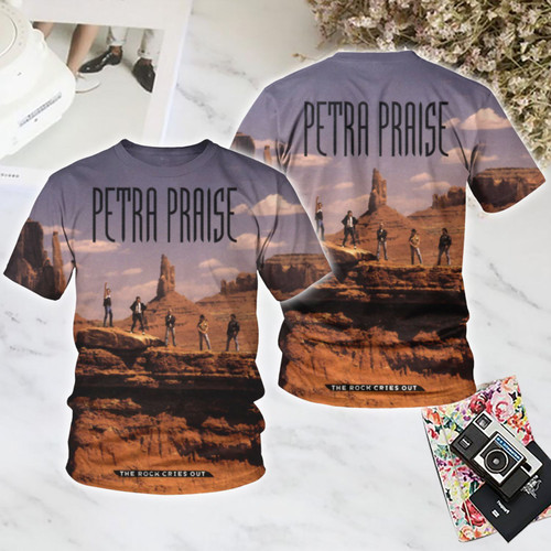 PETR700 - Petra Praise: The Rock Cries Out