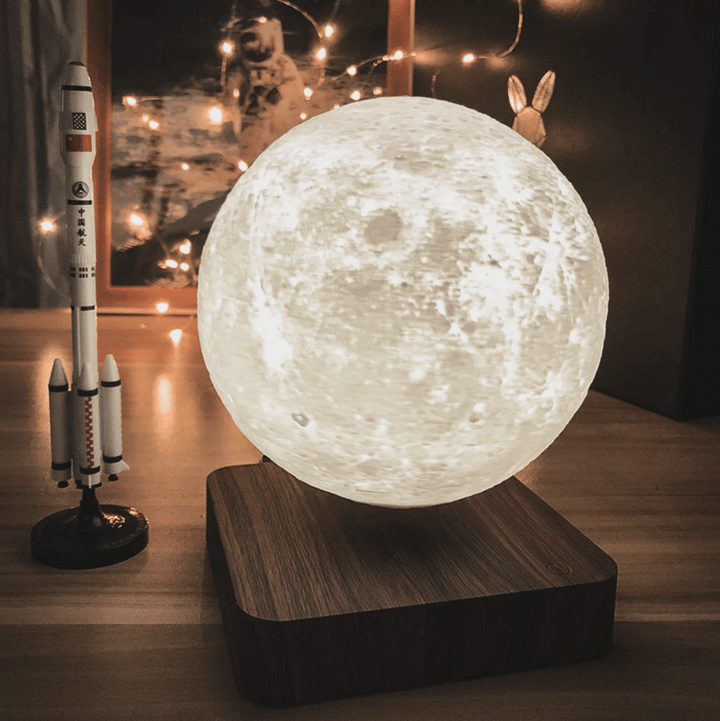 Apollo's Levitating Moon Lamp™