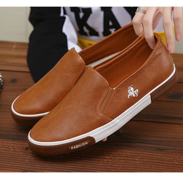 Casual Shoes Men Comfortable PU Leather Mens Loafers Handmade Design Flats Sneakers Men Slip on Lazy Driving Brand Men Shoes