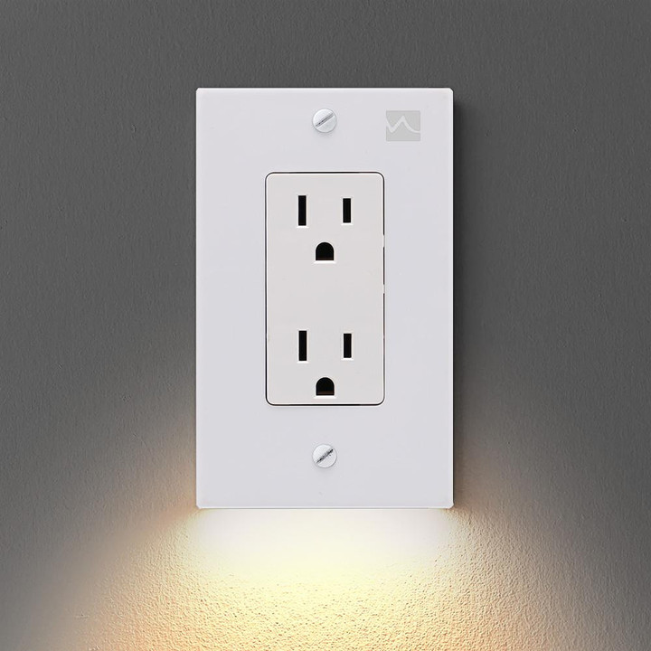 Outlet Wall Plate With Night Lights - No Batteries Or Wires