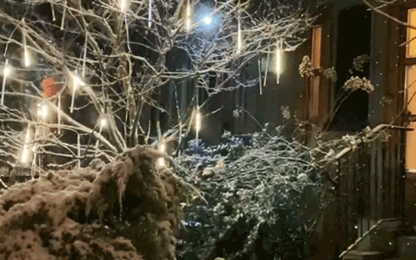 Snow Fall LED Lights Set (Extension plug included)