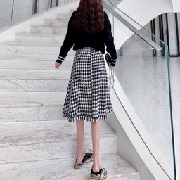 Suit long-sleeved knitted sweater woolen skirt