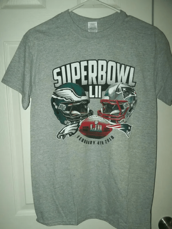 Philadelphia Eagles Vs New England Patriots T shirt Funny Vintage Gift For