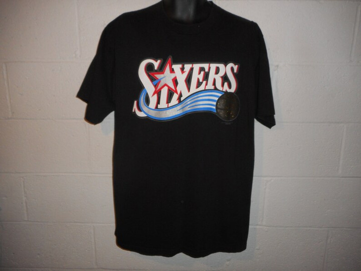 Vintage Philadelphia 76ers T Shirt